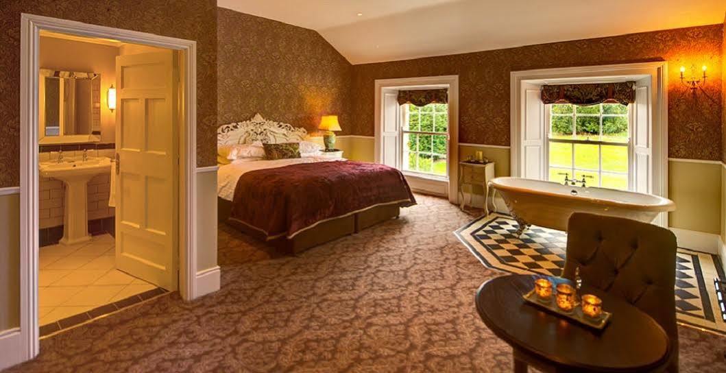 Bellingham Castle Hotel Dundalk Bagian luar foto