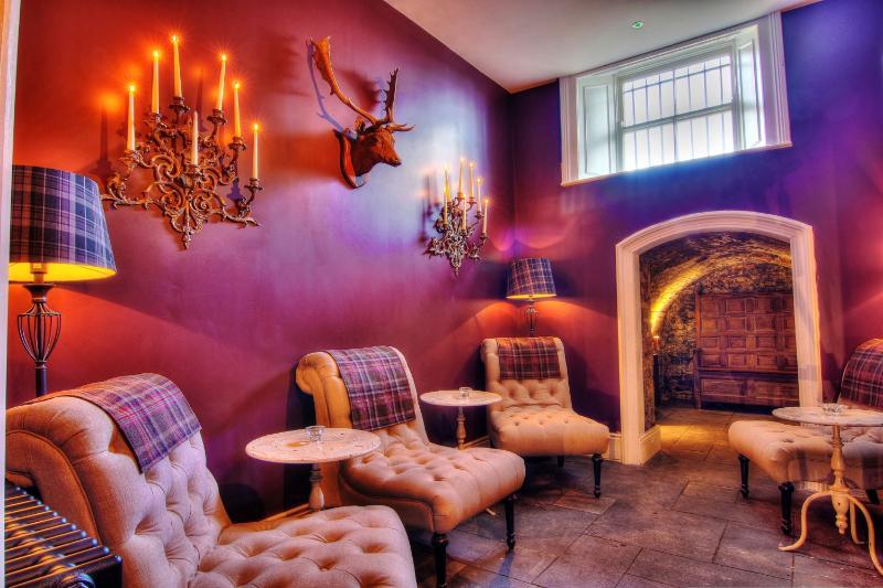 Bellingham Castle Hotel Dundalk Bagian luar foto