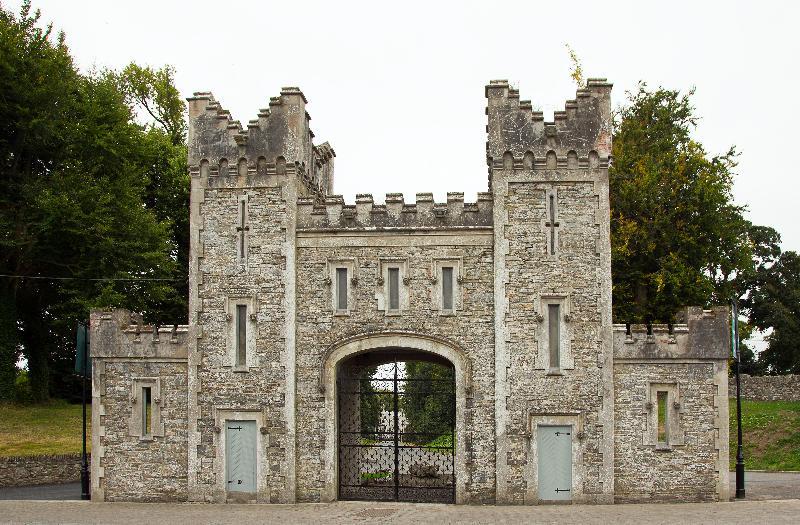 Bellingham Castle Hotel Dundalk Bagian luar foto